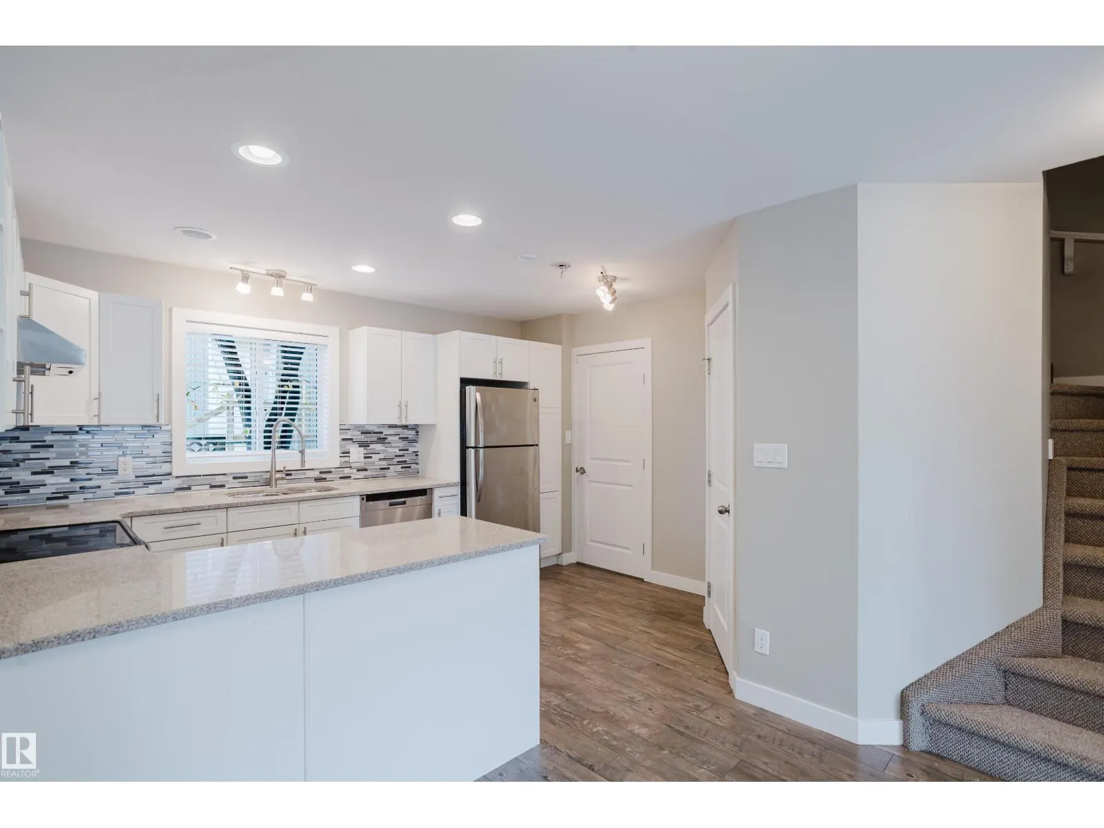 12504-12510 119 AV NW