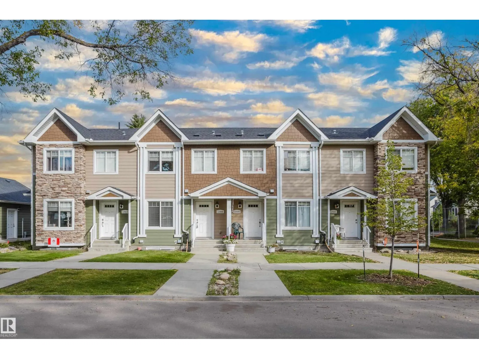 12504-12510 119 AV NW