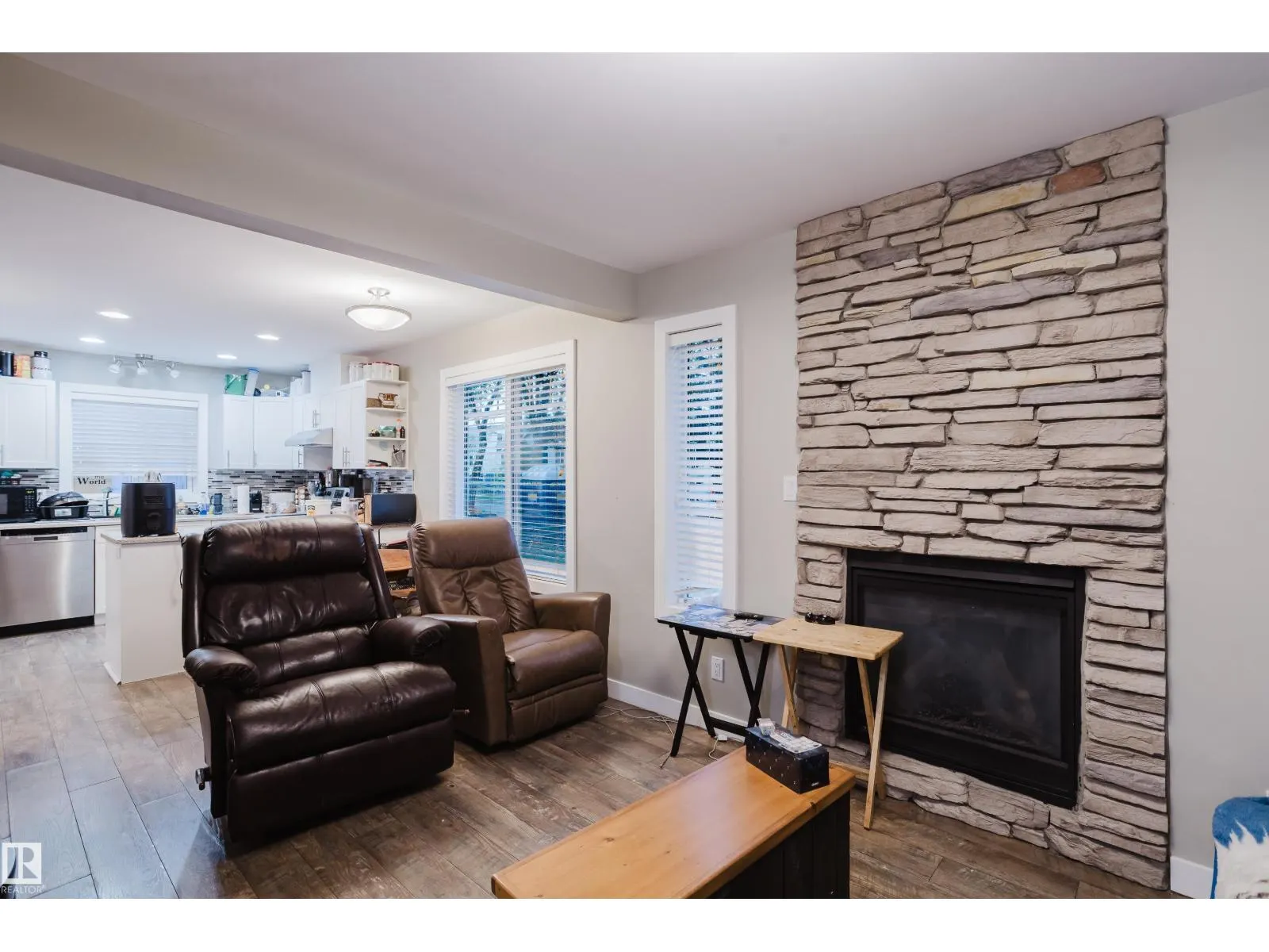 12504-12510 119 AV NW