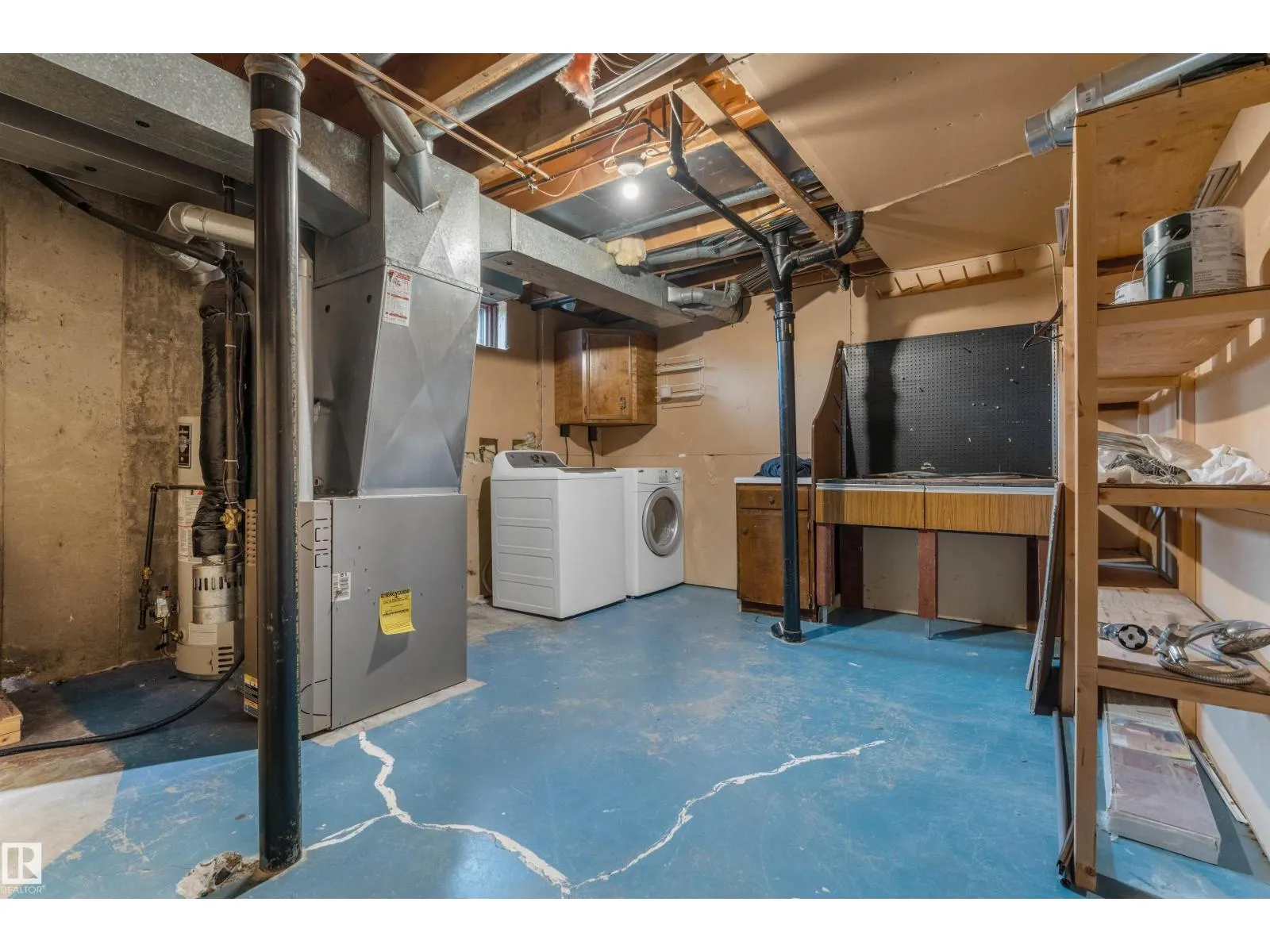 25 GREENWOOD DR
