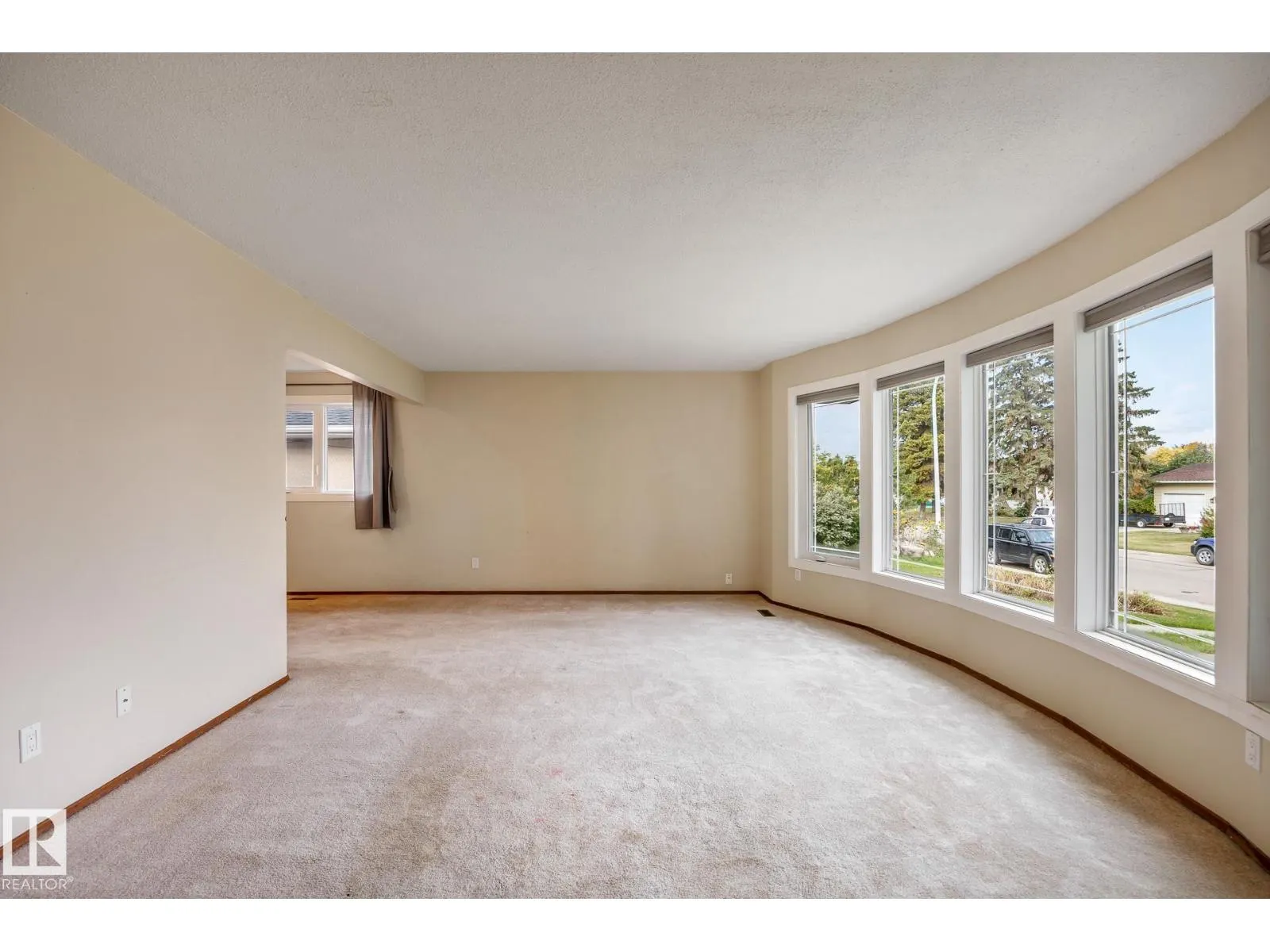 52 BELLEVILLE AV NW