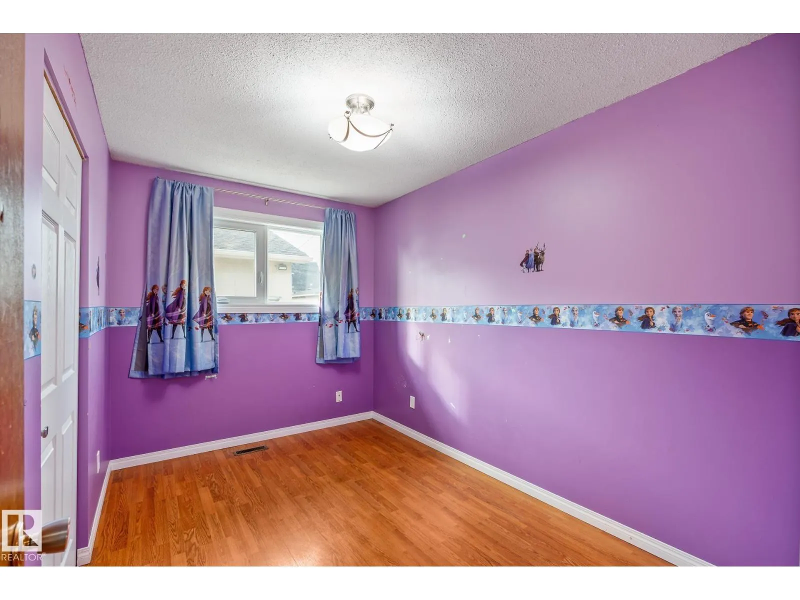52 BELLEVILLE AV NW