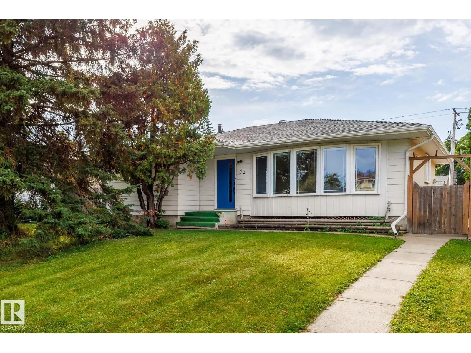52 BELLEVILLE AV NW
