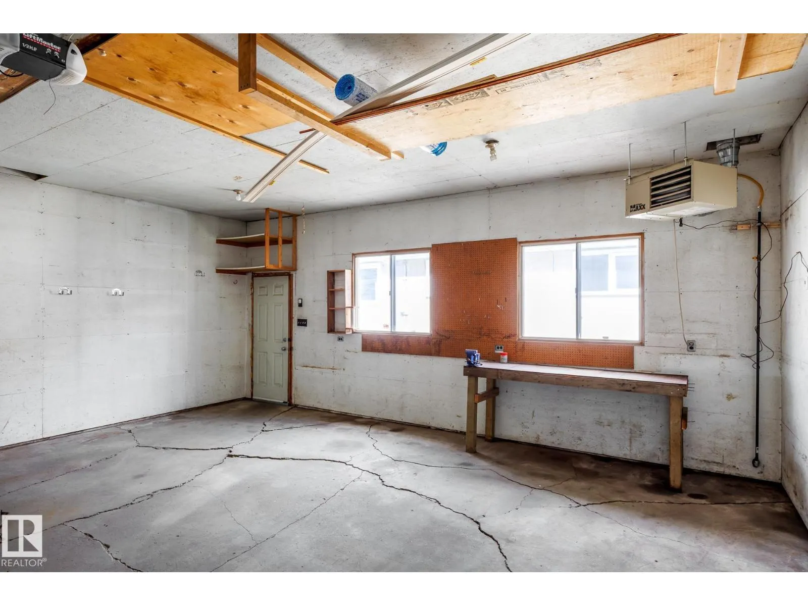 52 BELLEVILLE AV NW