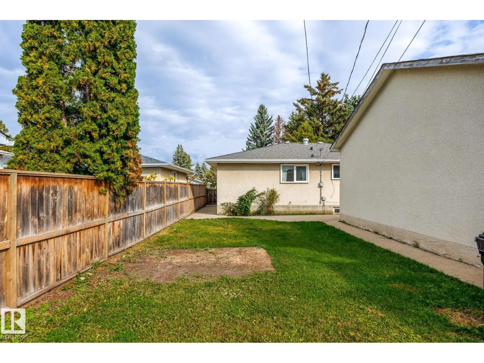 52 BELLEVILLE AV NW