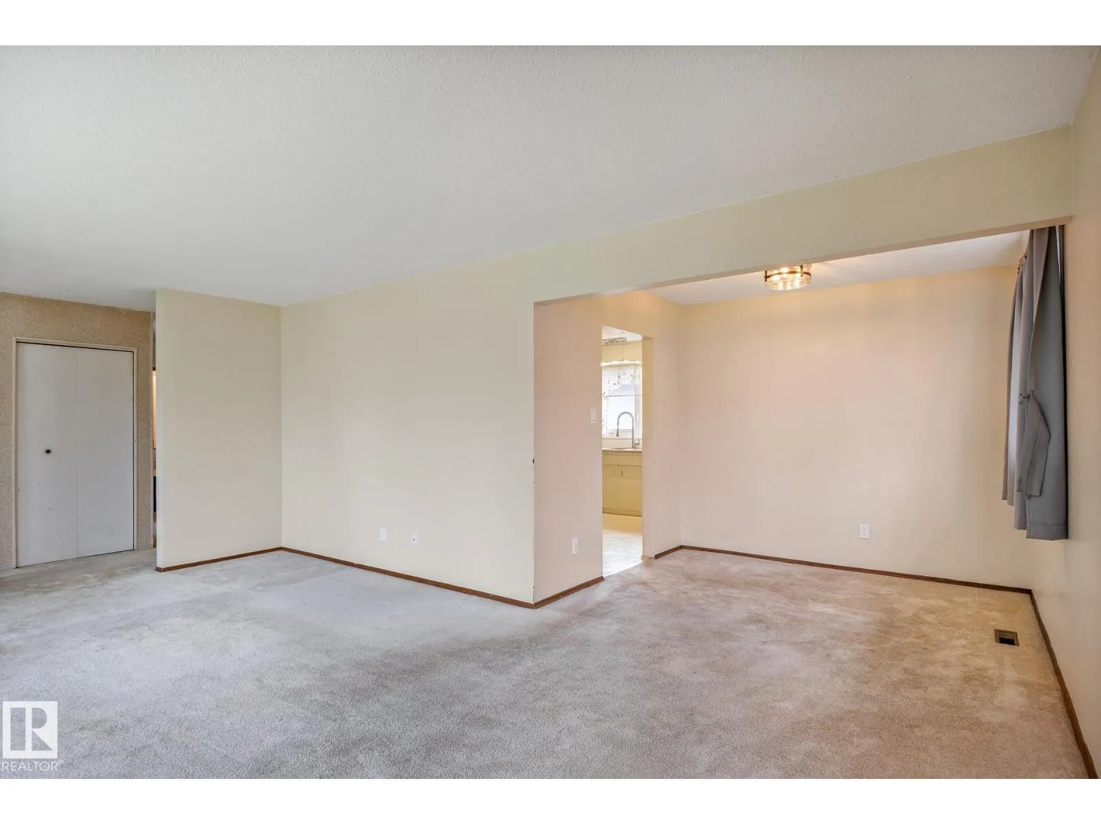 52 BELLEVILLE AV NW