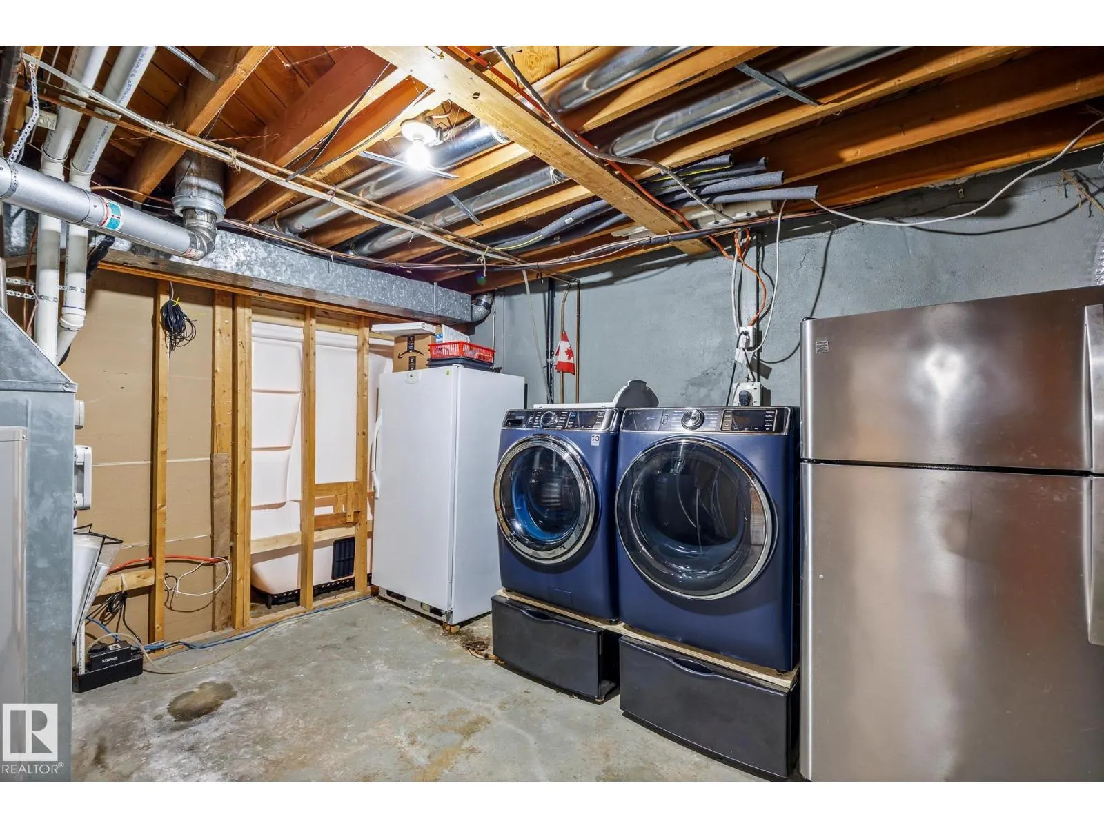 52 BELLEVILLE AV NW