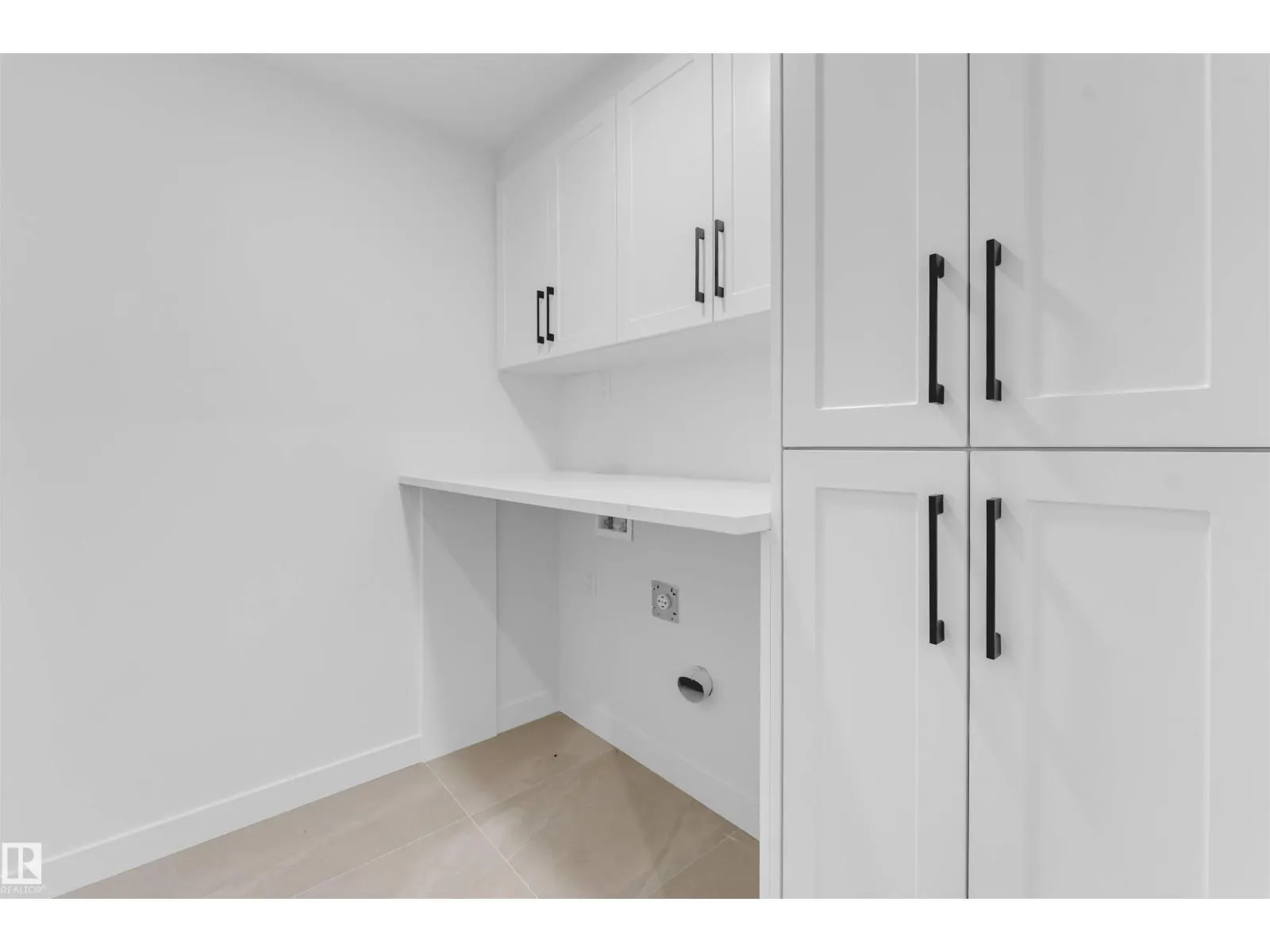 517 Ashgrove CI