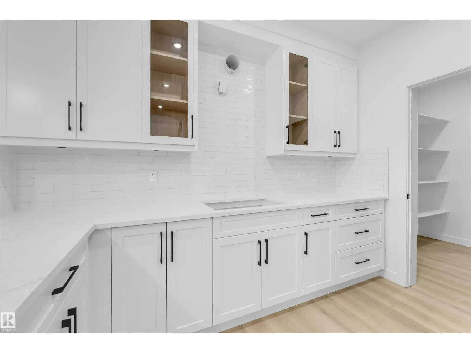 517 Ashgrove CI