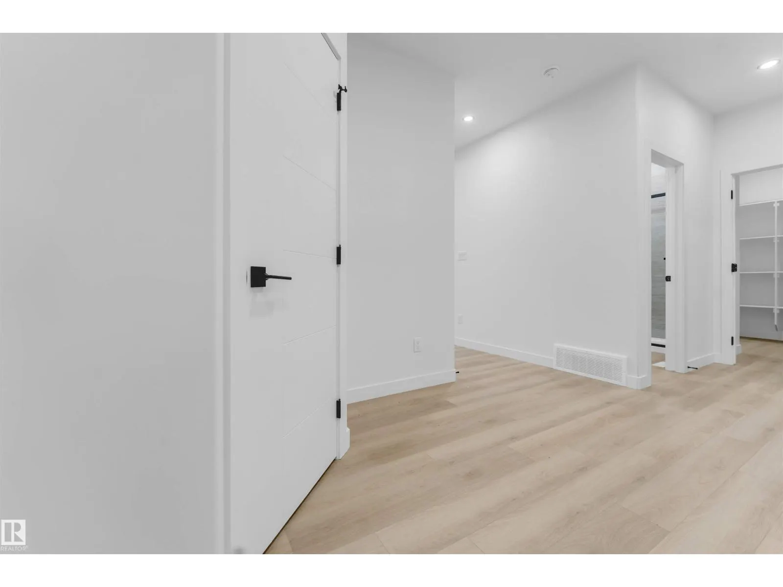 517 Ashgrove CI