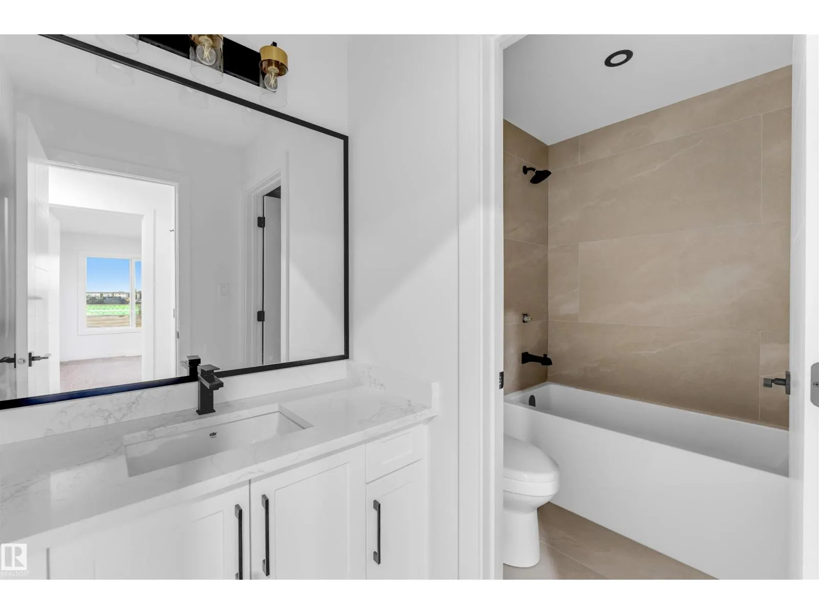 517 Ashgrove CI