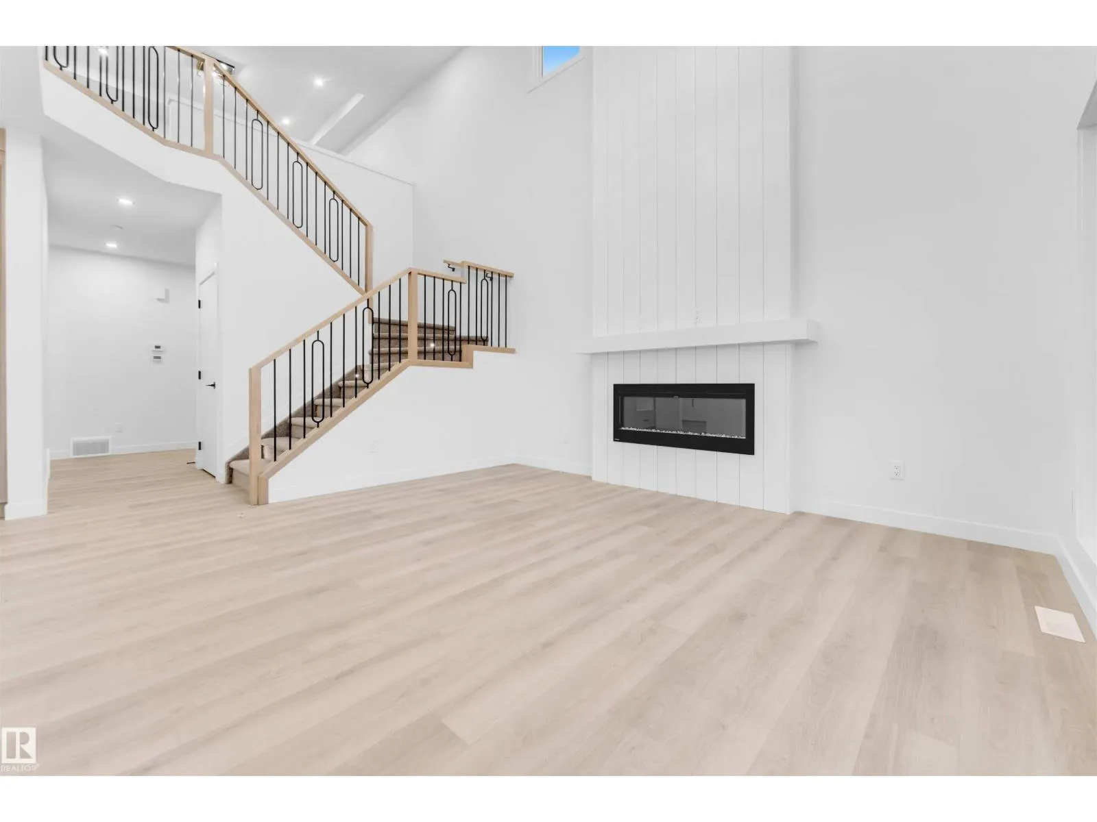 517 Ashgrove CI