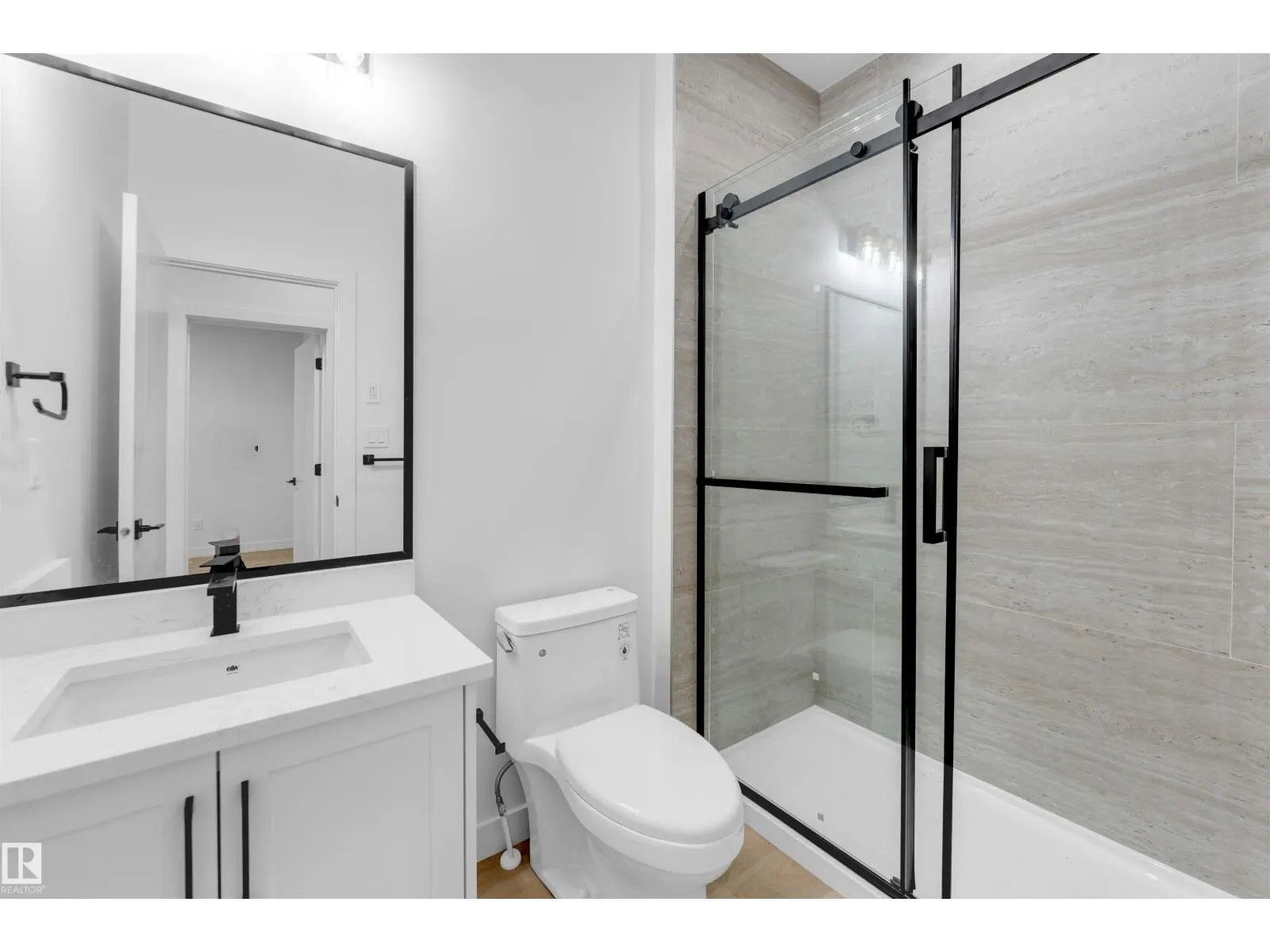 517 Ashgrove CI