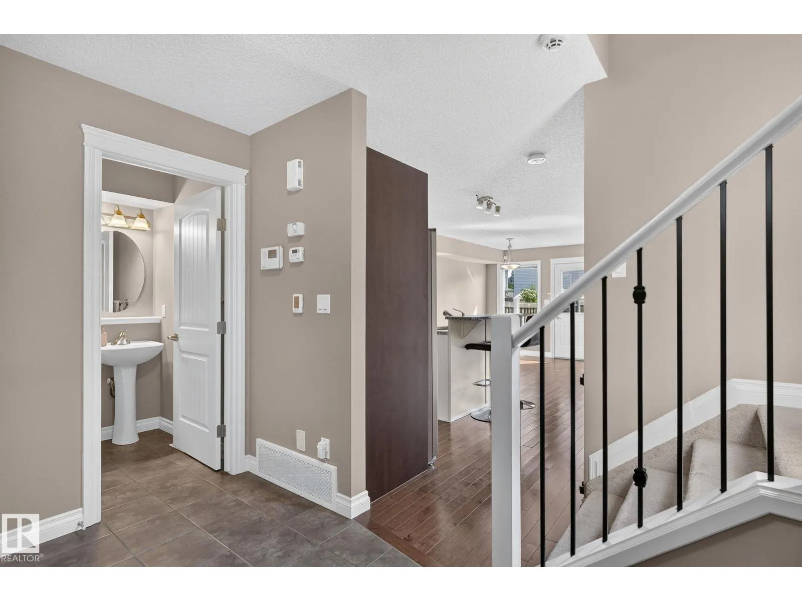 1107 177 ST SW