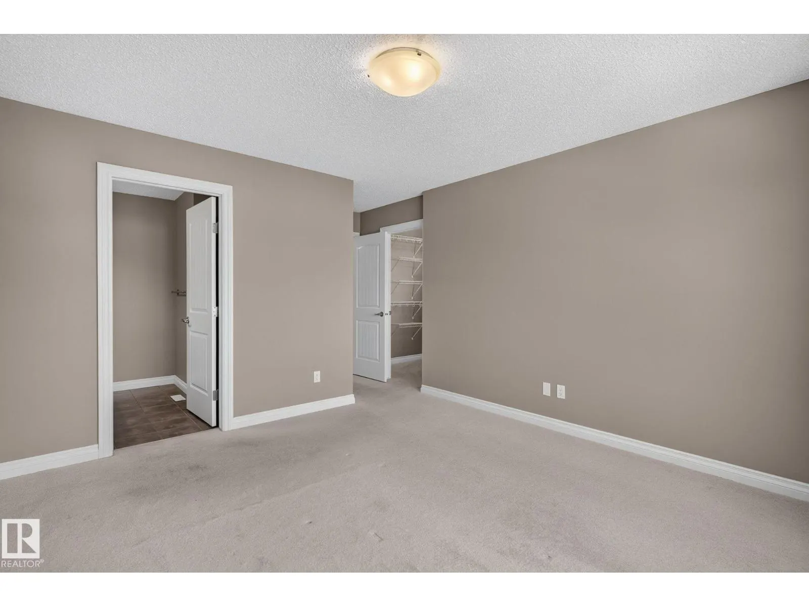 1107 177 ST SW