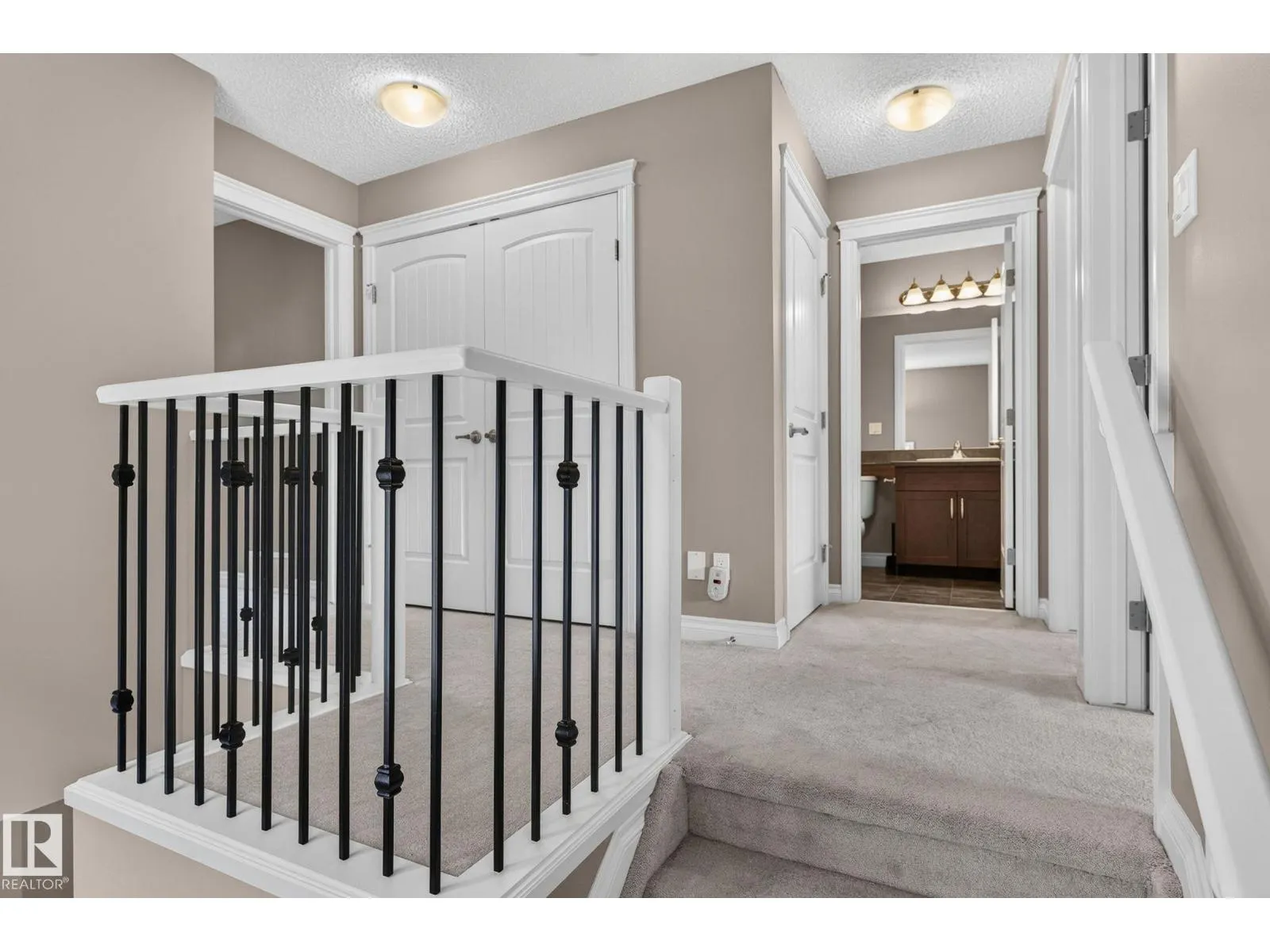 1107 177 ST SW