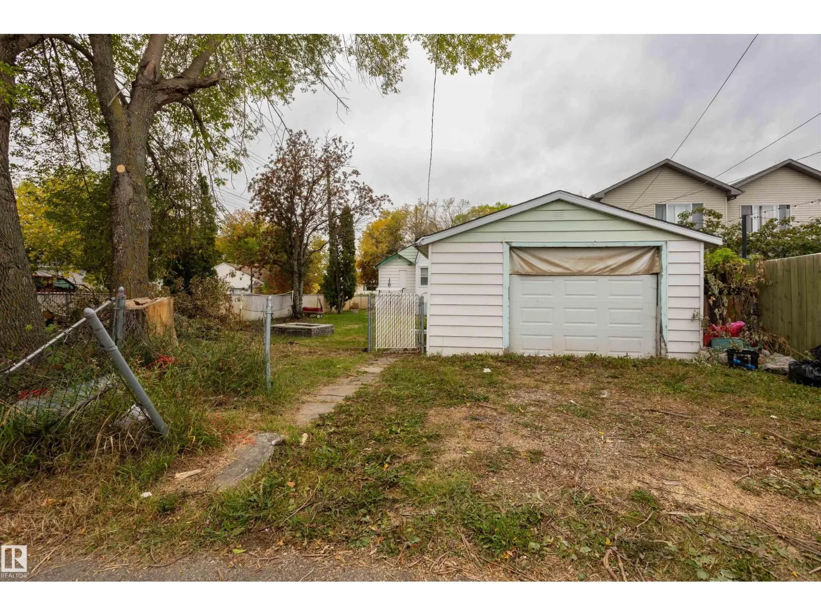 12707 73 ST NW