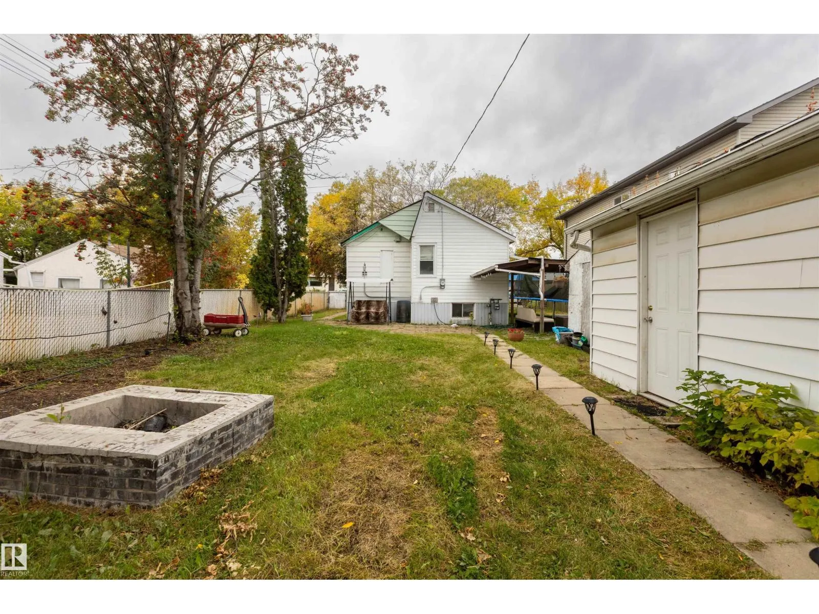 12707 73 ST NW