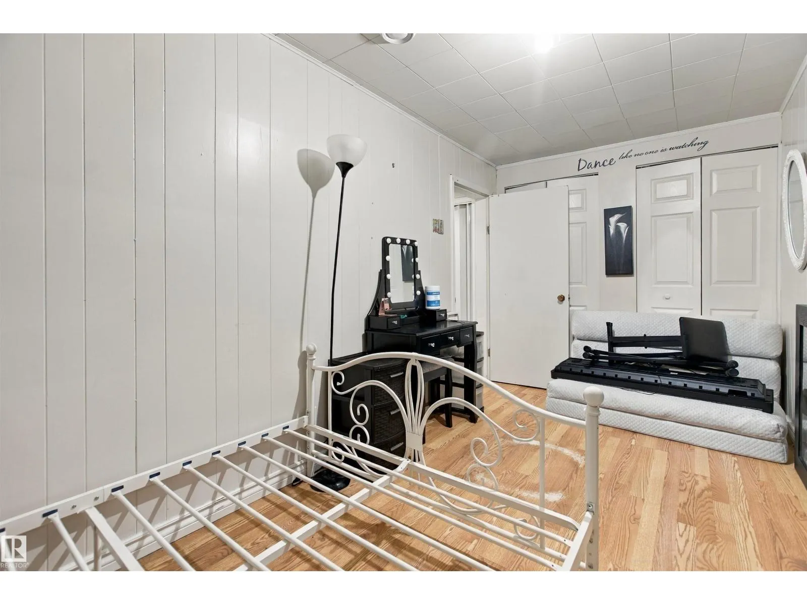 12707 73 ST NW