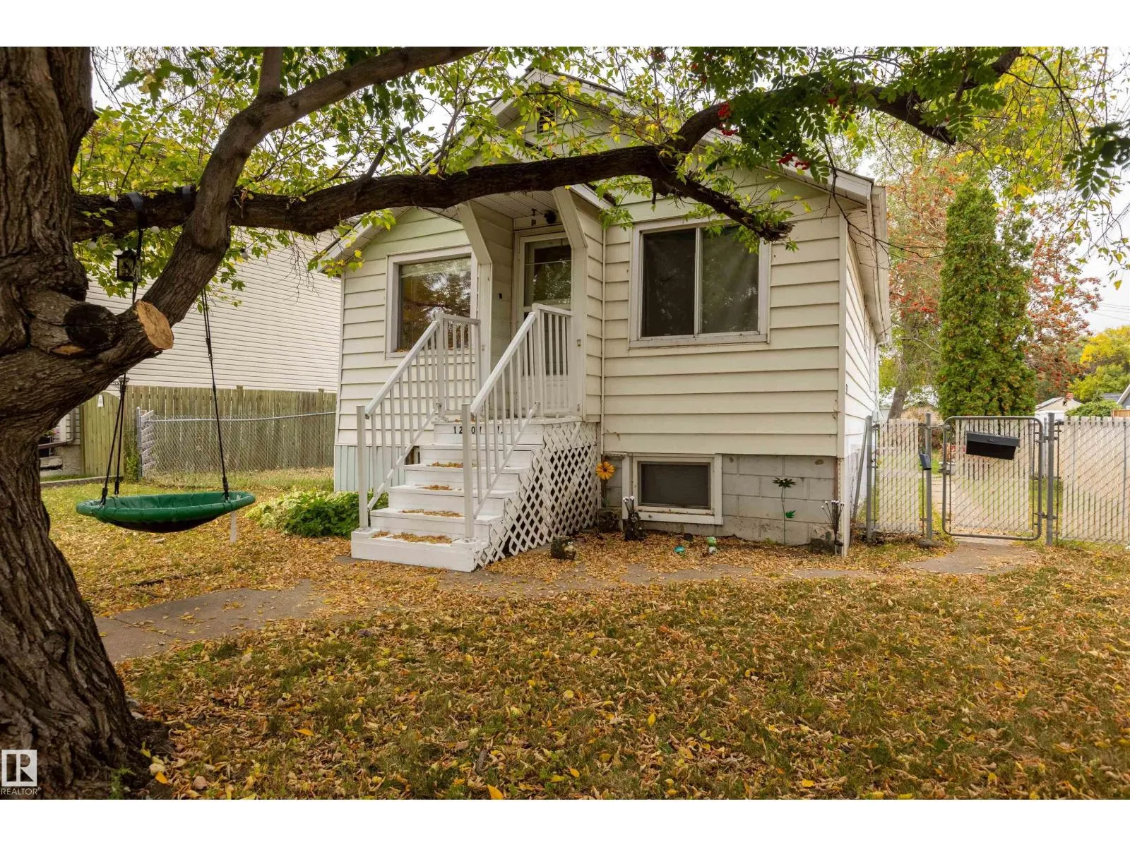 12707 73 ST NW