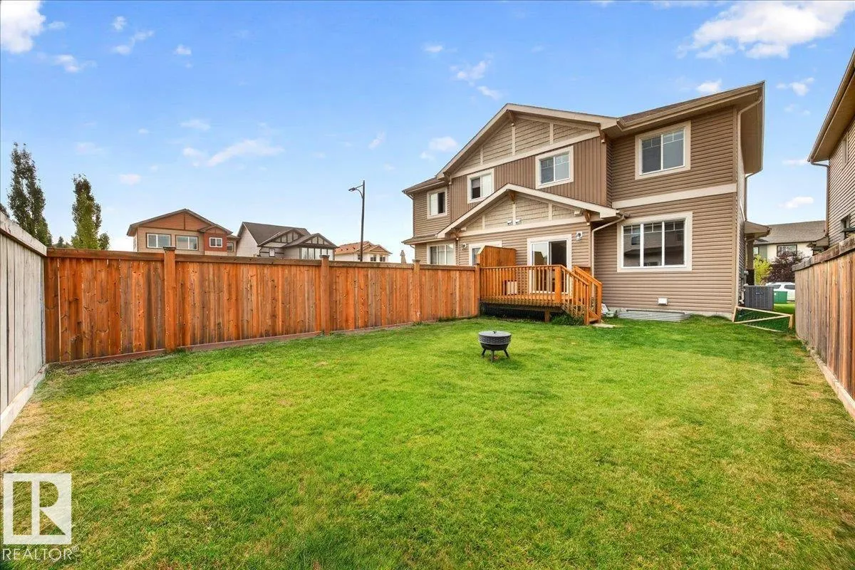 100 MEADOWLAND CR