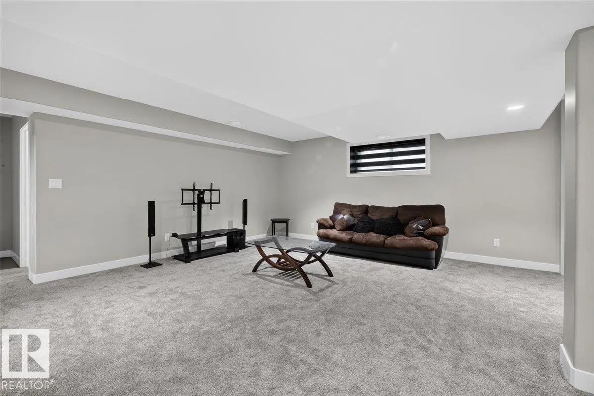6813 KNOX LO SW