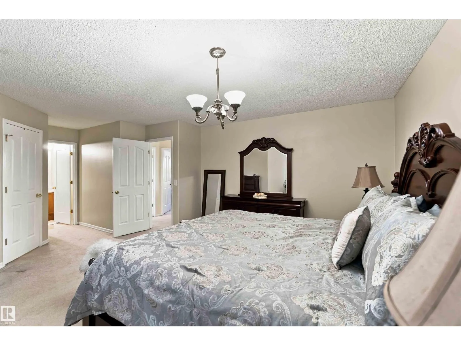 50 WESTWOOD WY