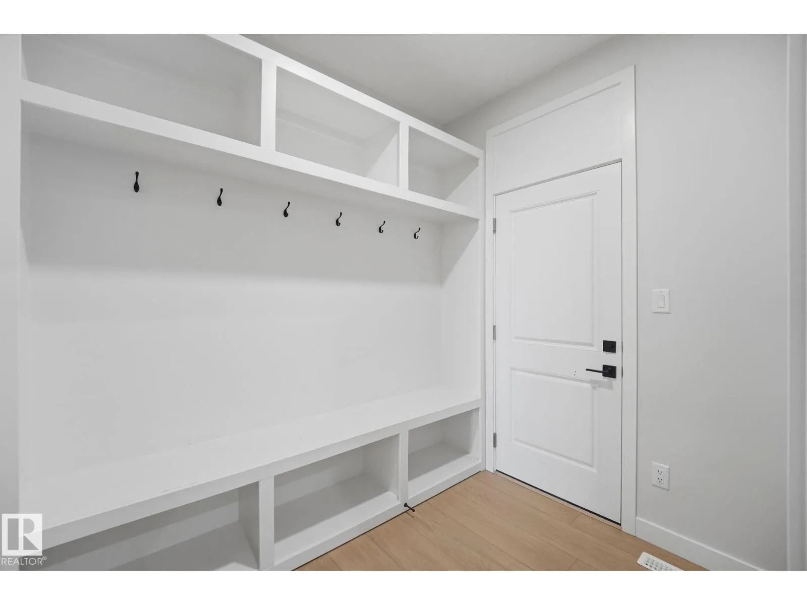 94 Norwyck WY