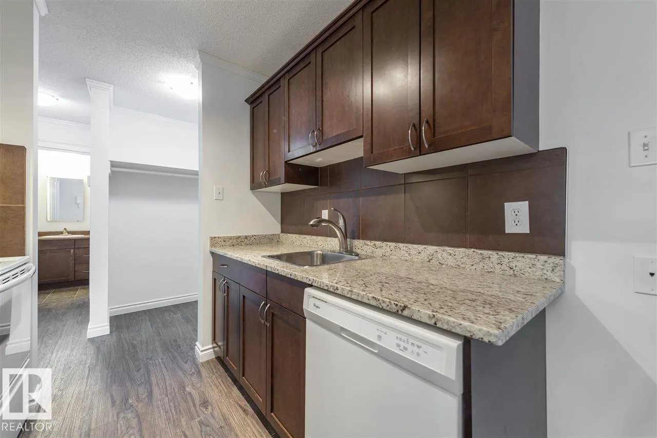 #102 10633 81 AV NW