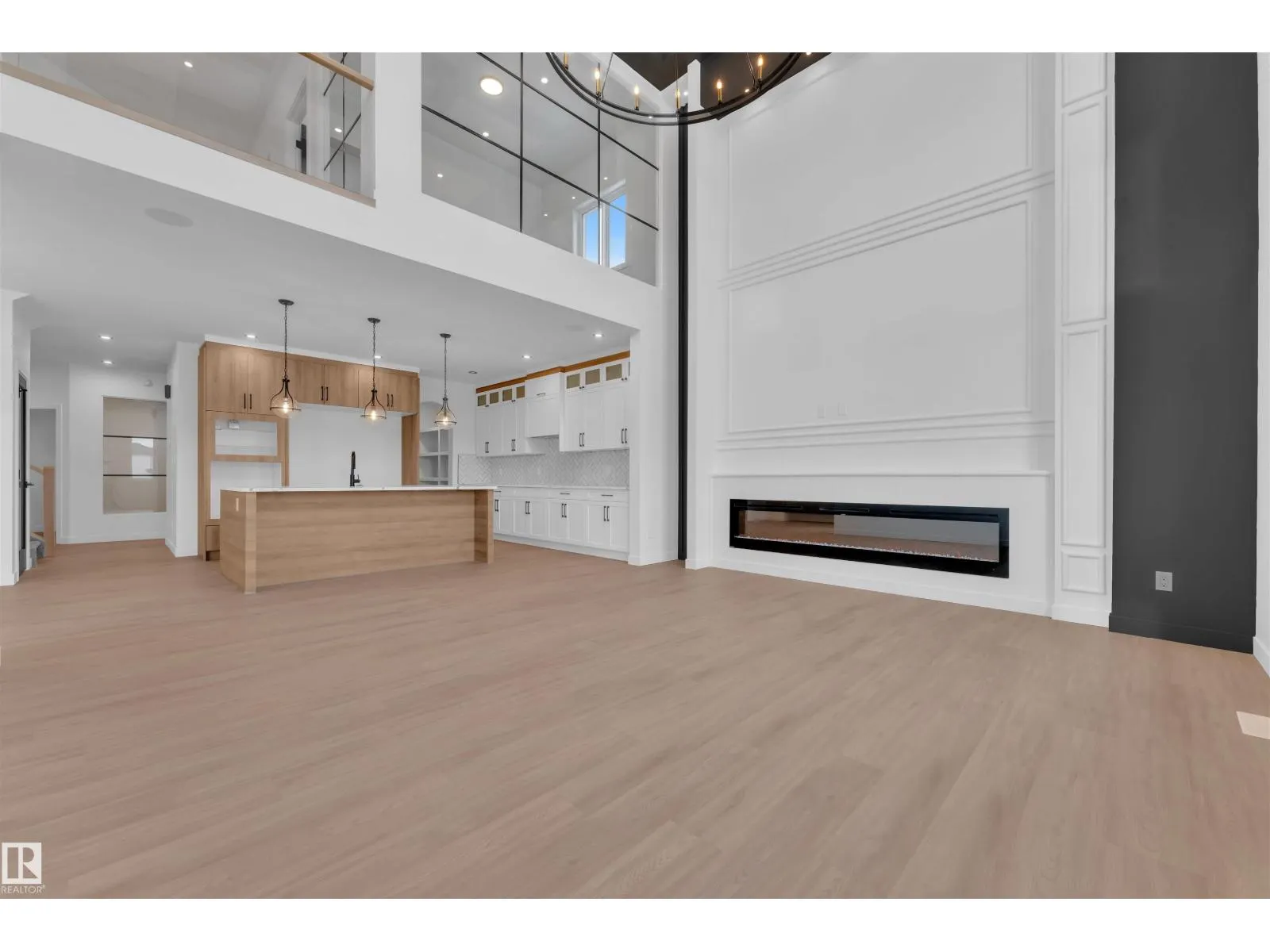 21 AXELWOOD CR