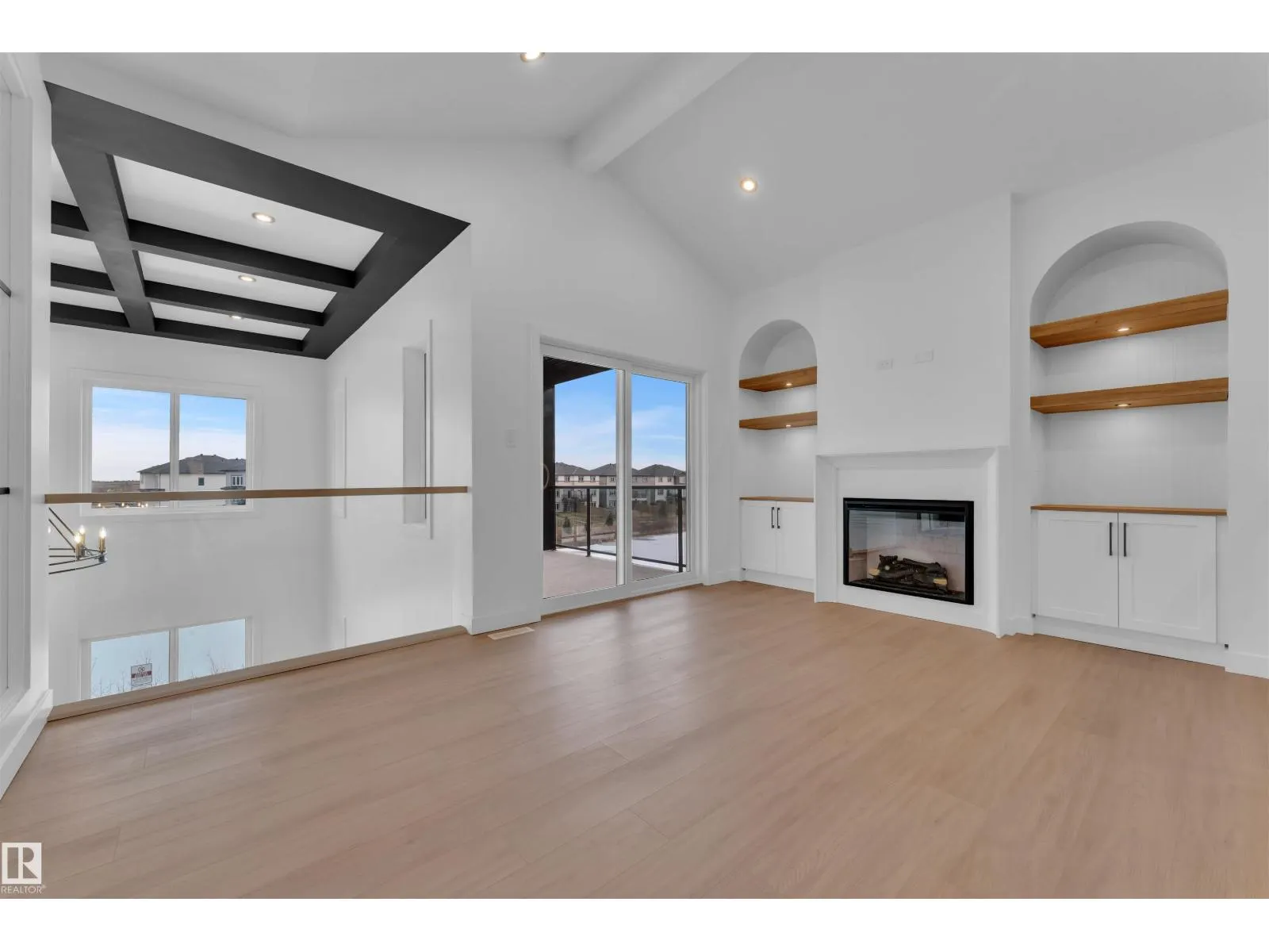 21 AXELWOOD CR