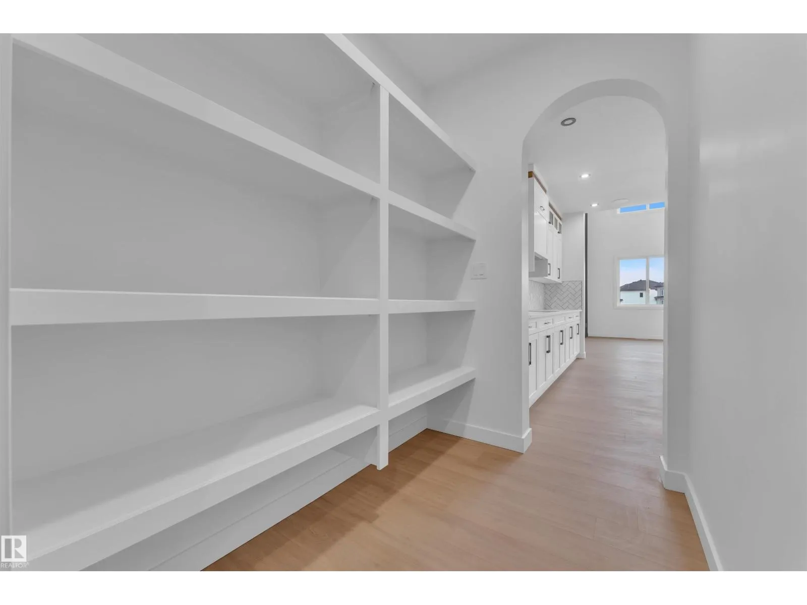 21 AXELWOOD CR