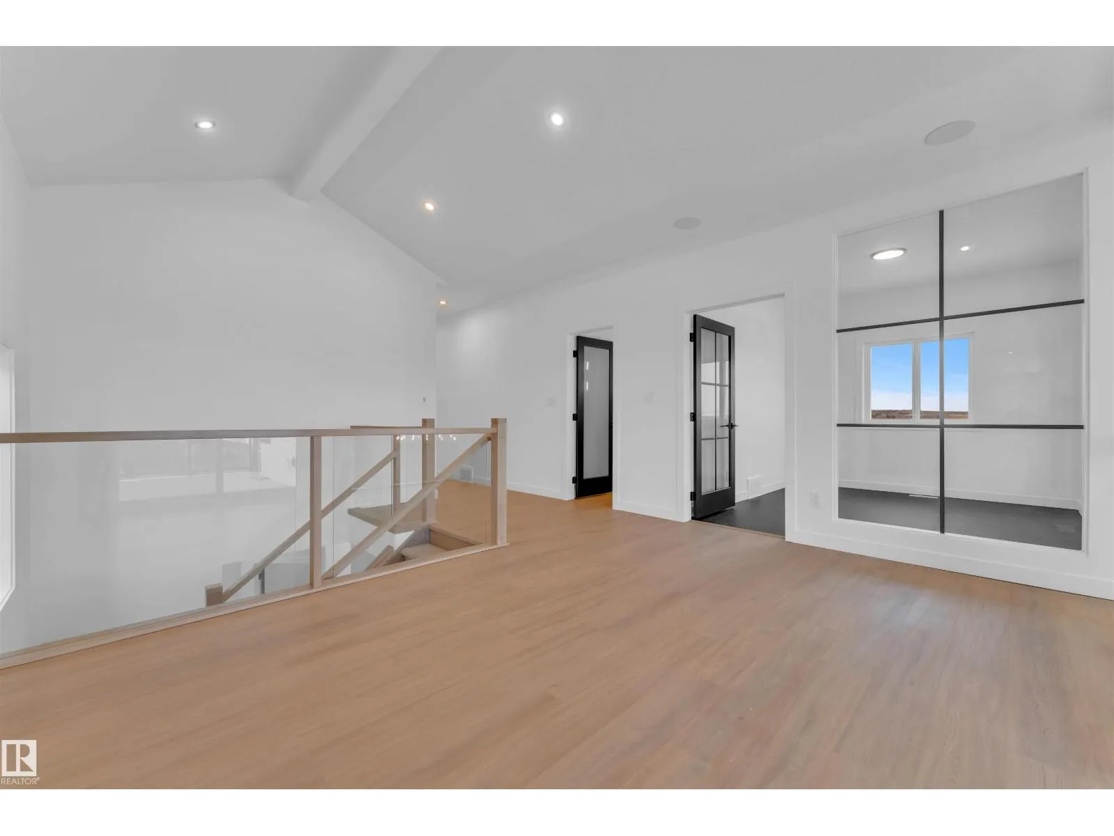 21 AXELWOOD CR