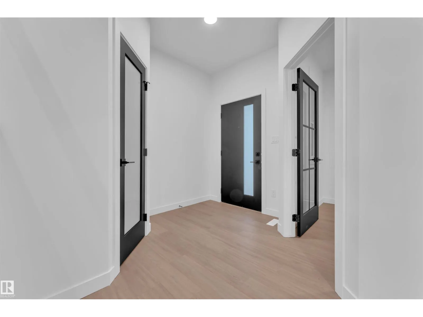 21 AXELWOOD CR