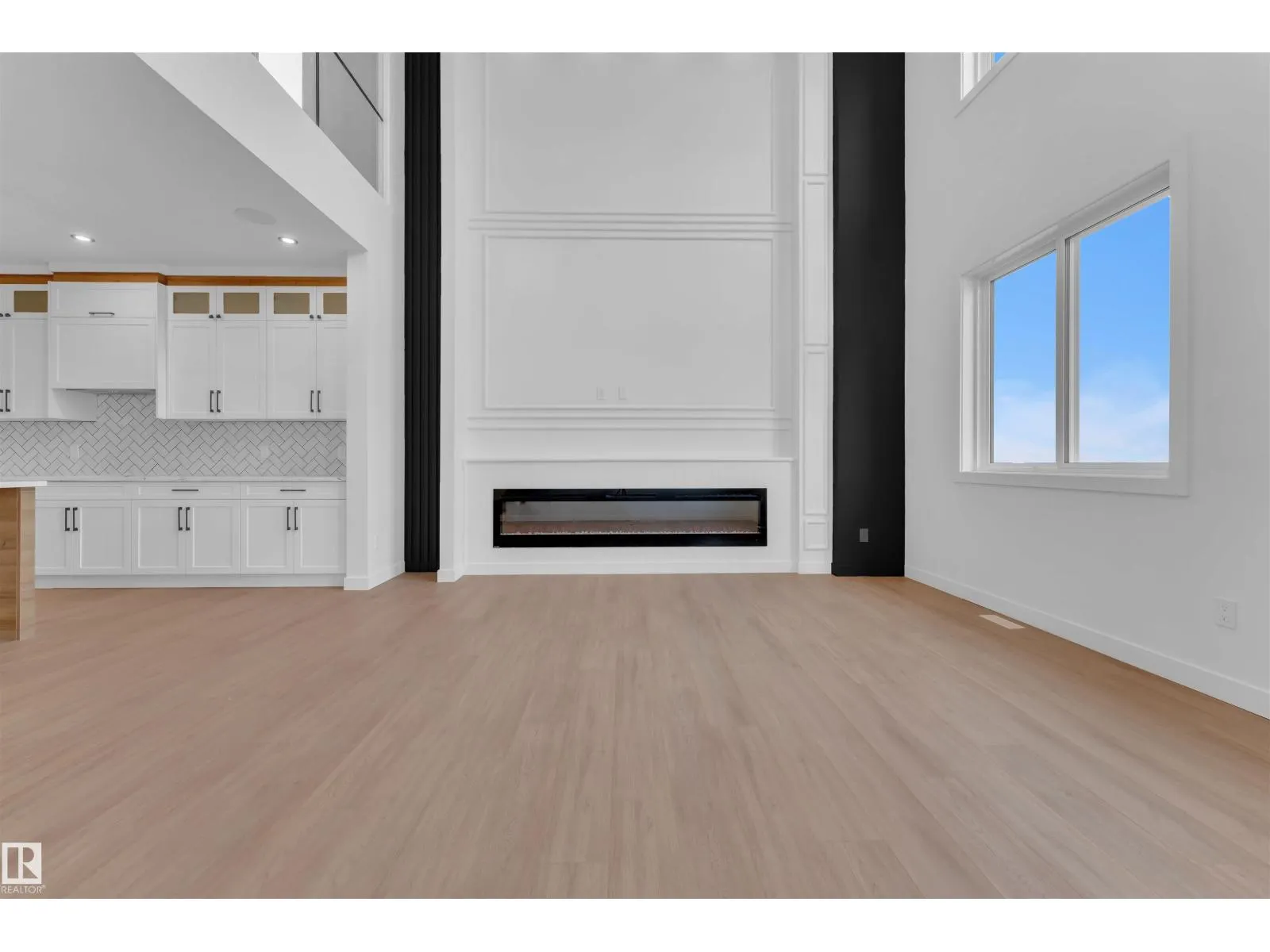 21 AXELWOOD CR