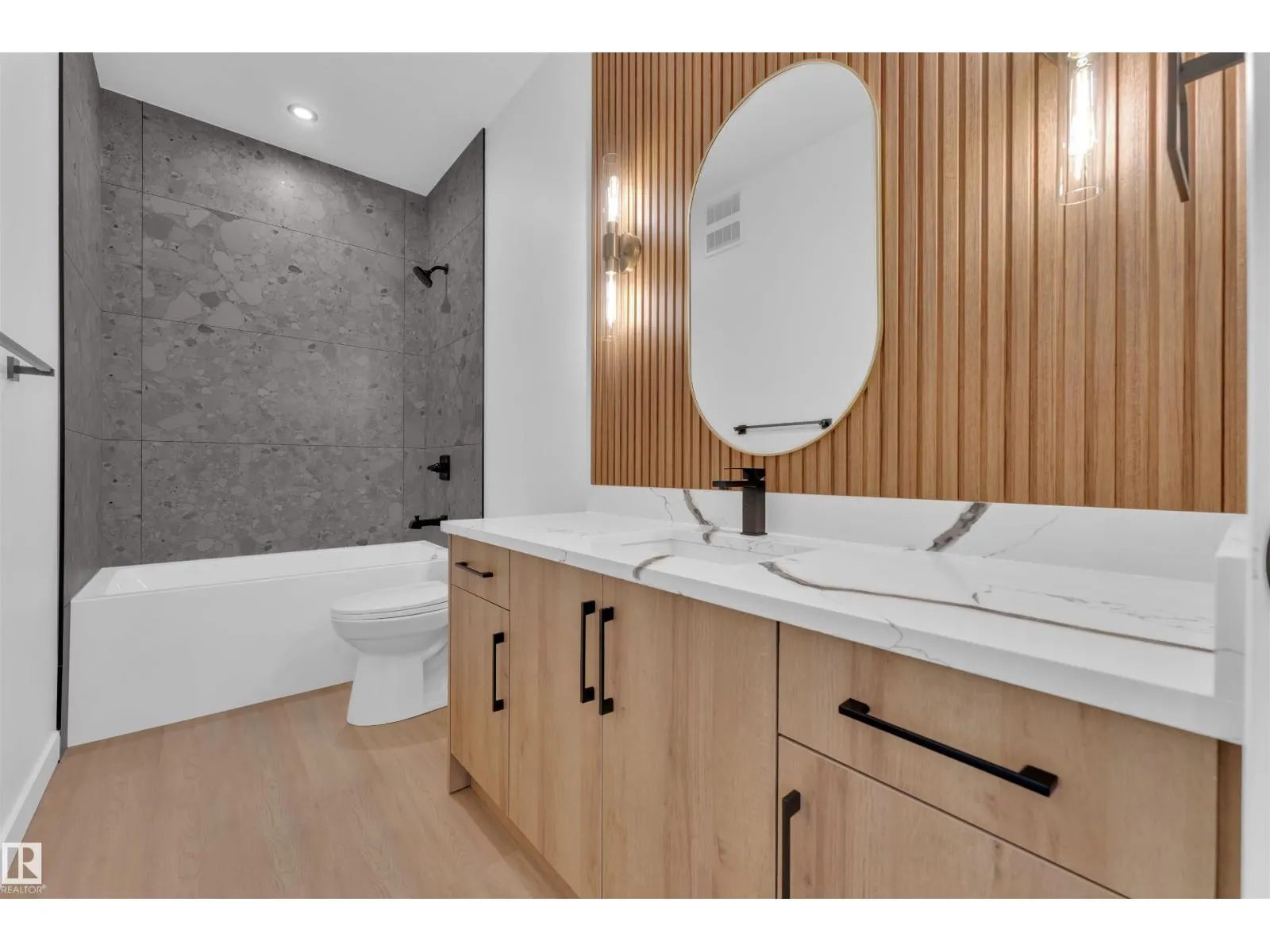 21 AXELWOOD CR