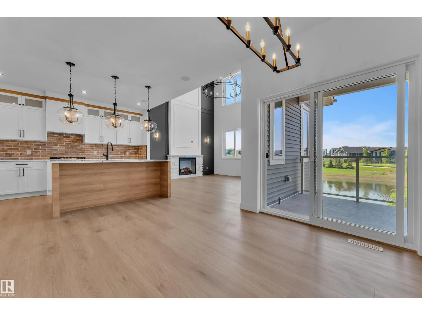 8 ELDRIDGE PT