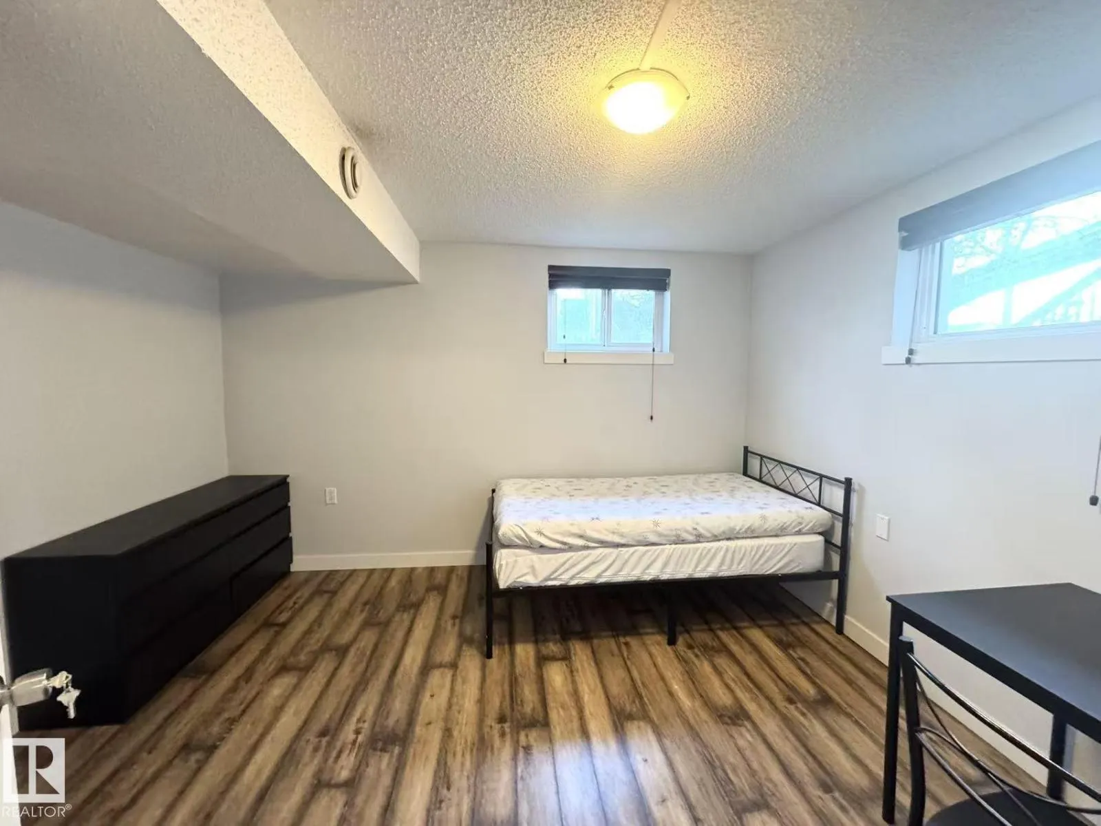 10840 74 AV NW NW