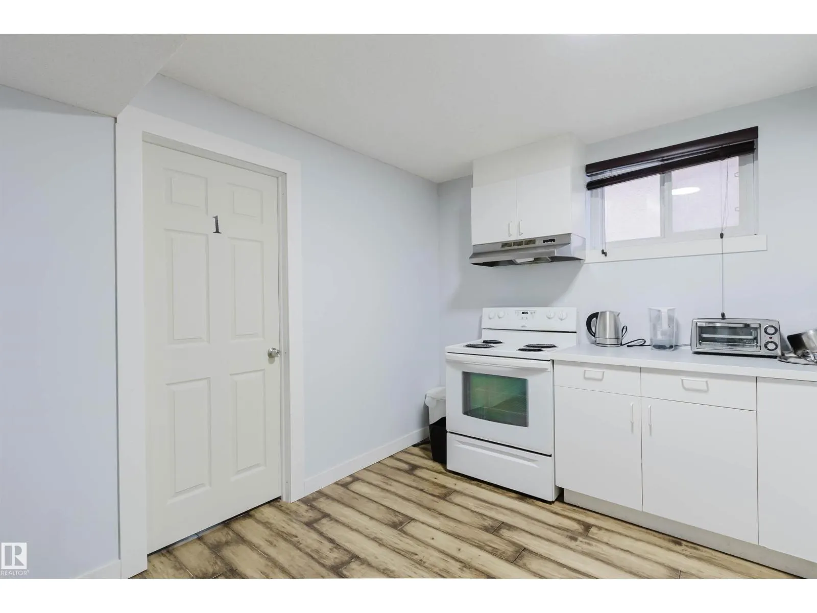 10840 74 AV NW NW