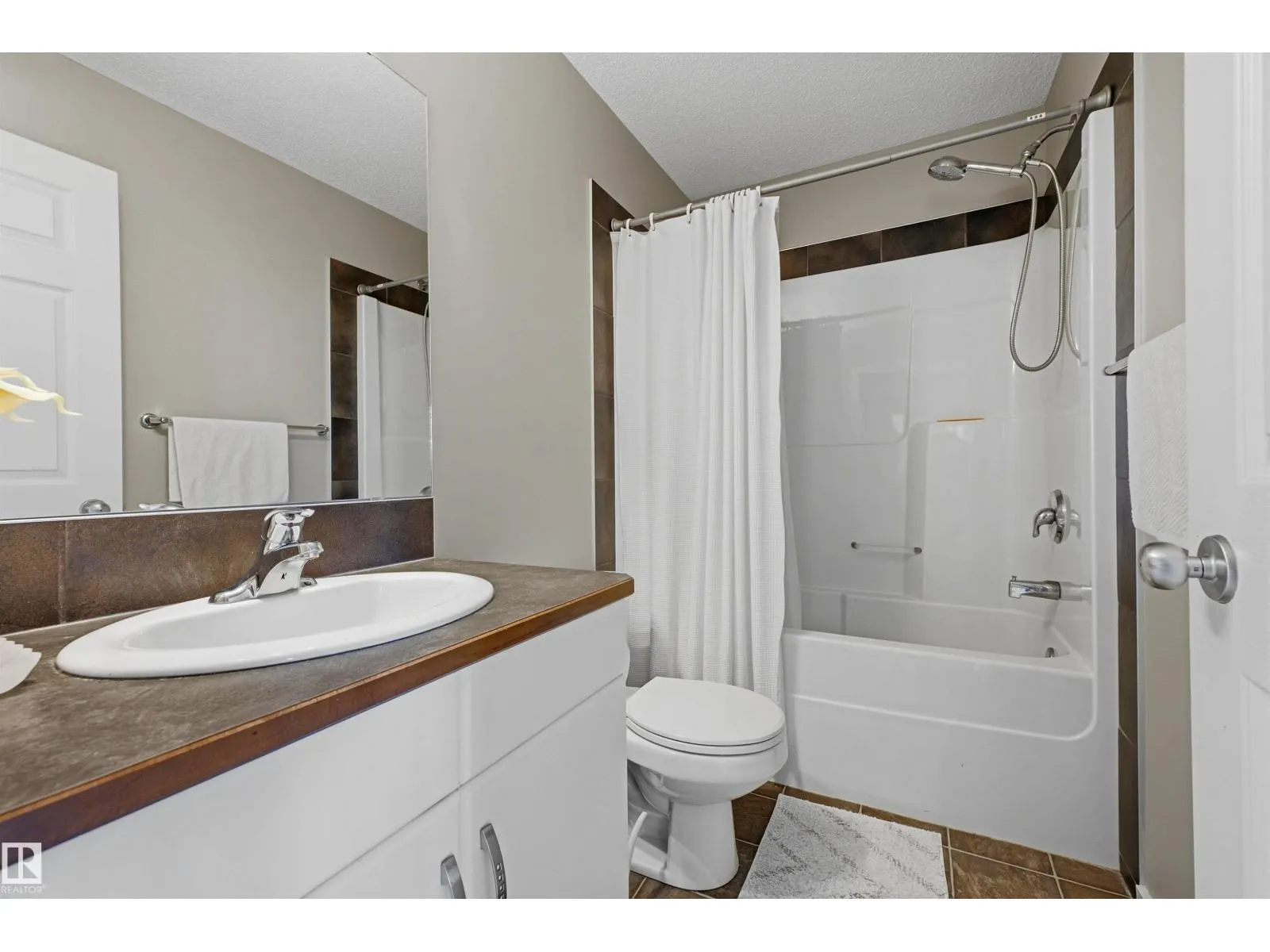 3151 TRELLE LO NW