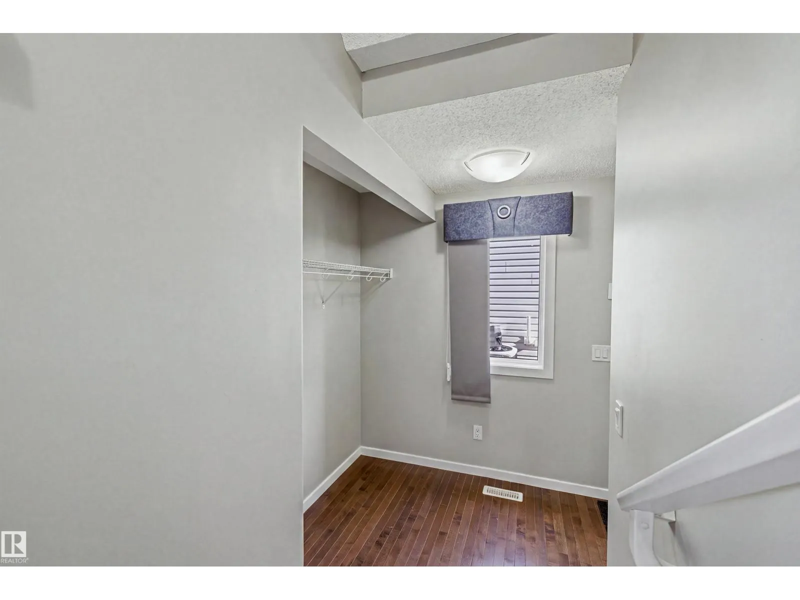 3151 TRELLE LO NW