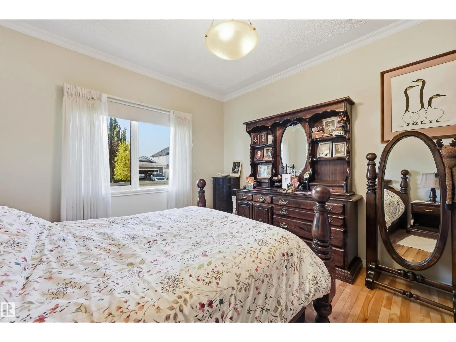 #11 170 KINGSWOOD BV