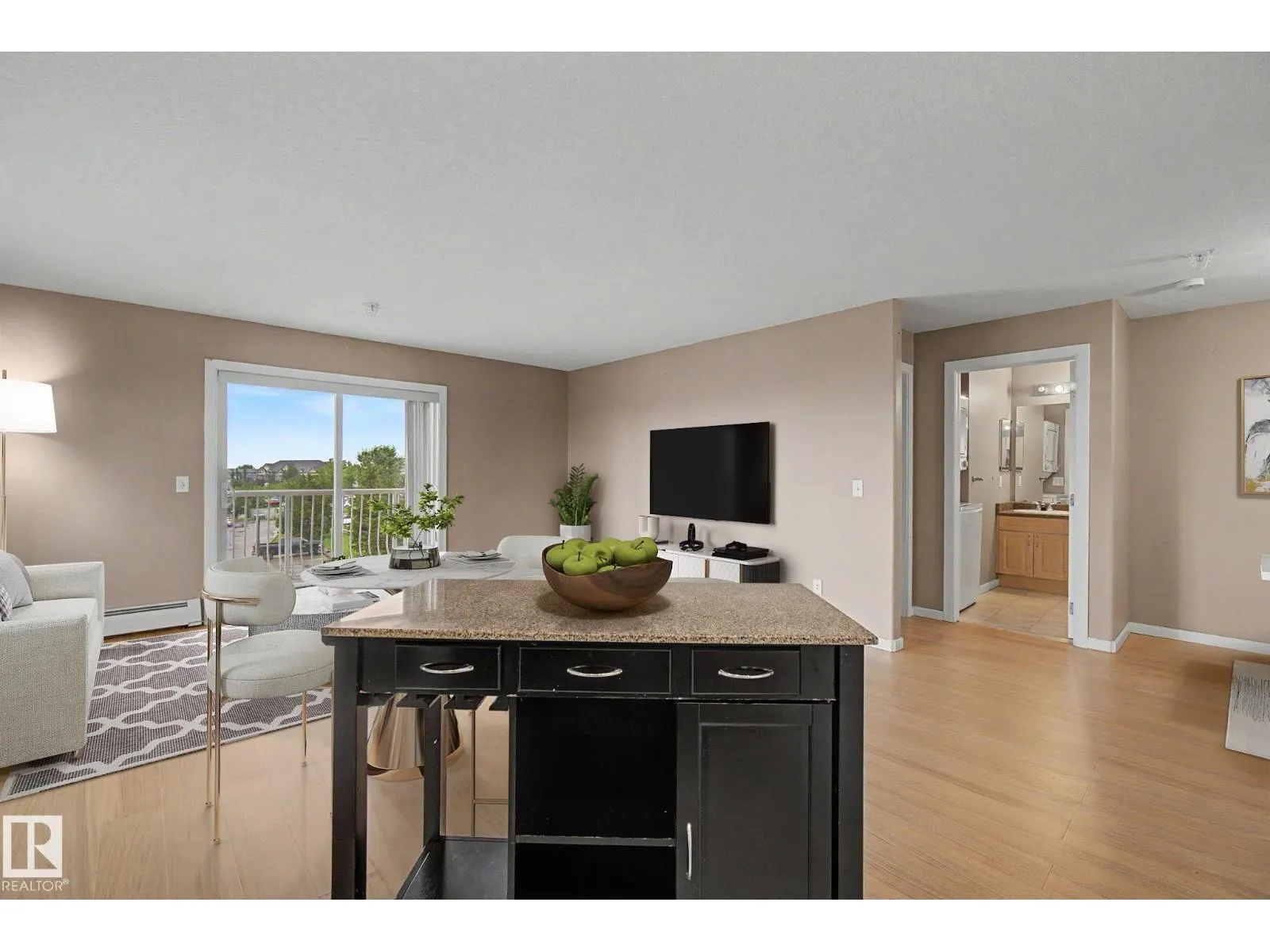 #323 240 SPRUCE RIDGE RD
