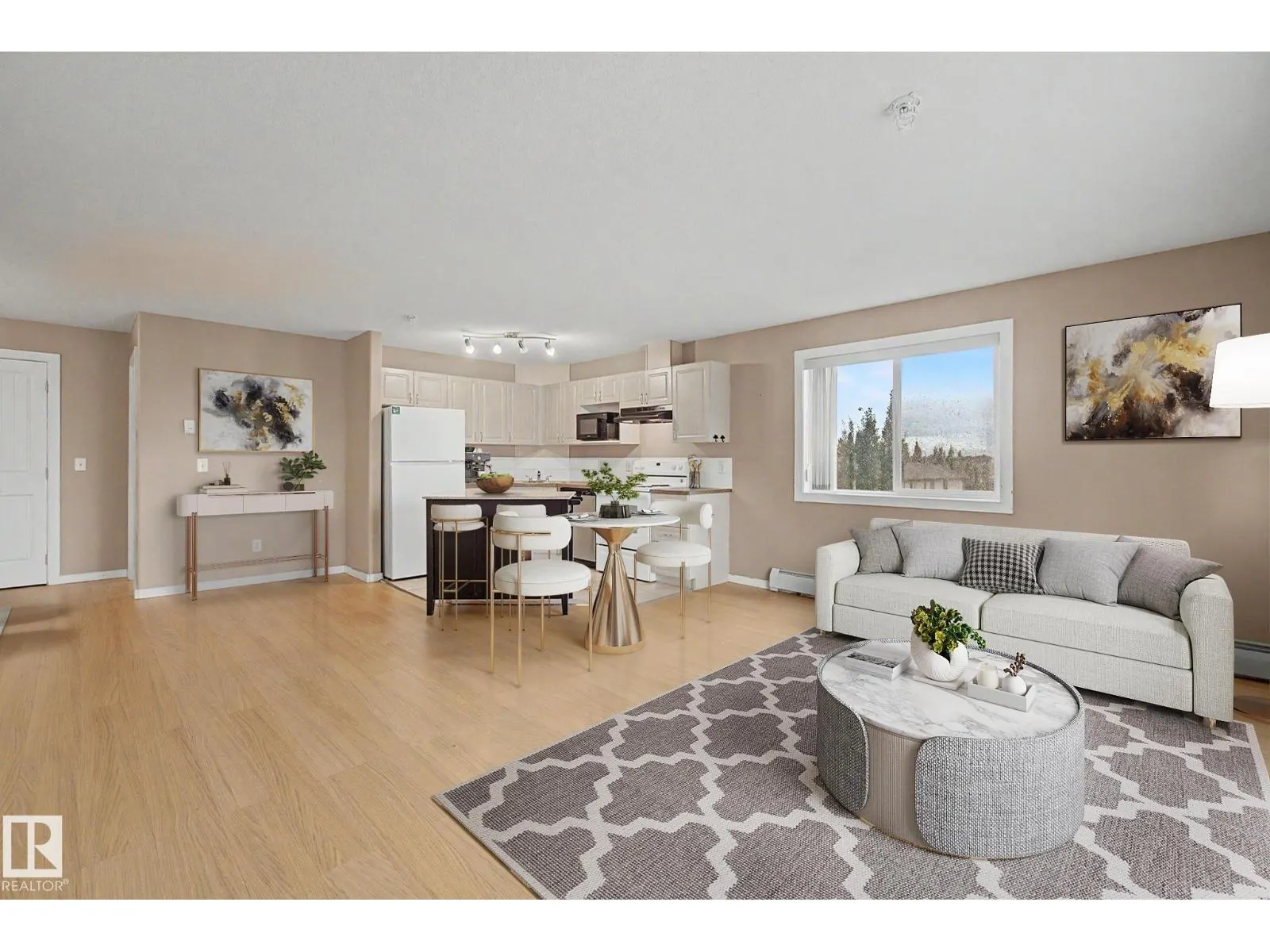 #323 240 SPRUCE RIDGE RD