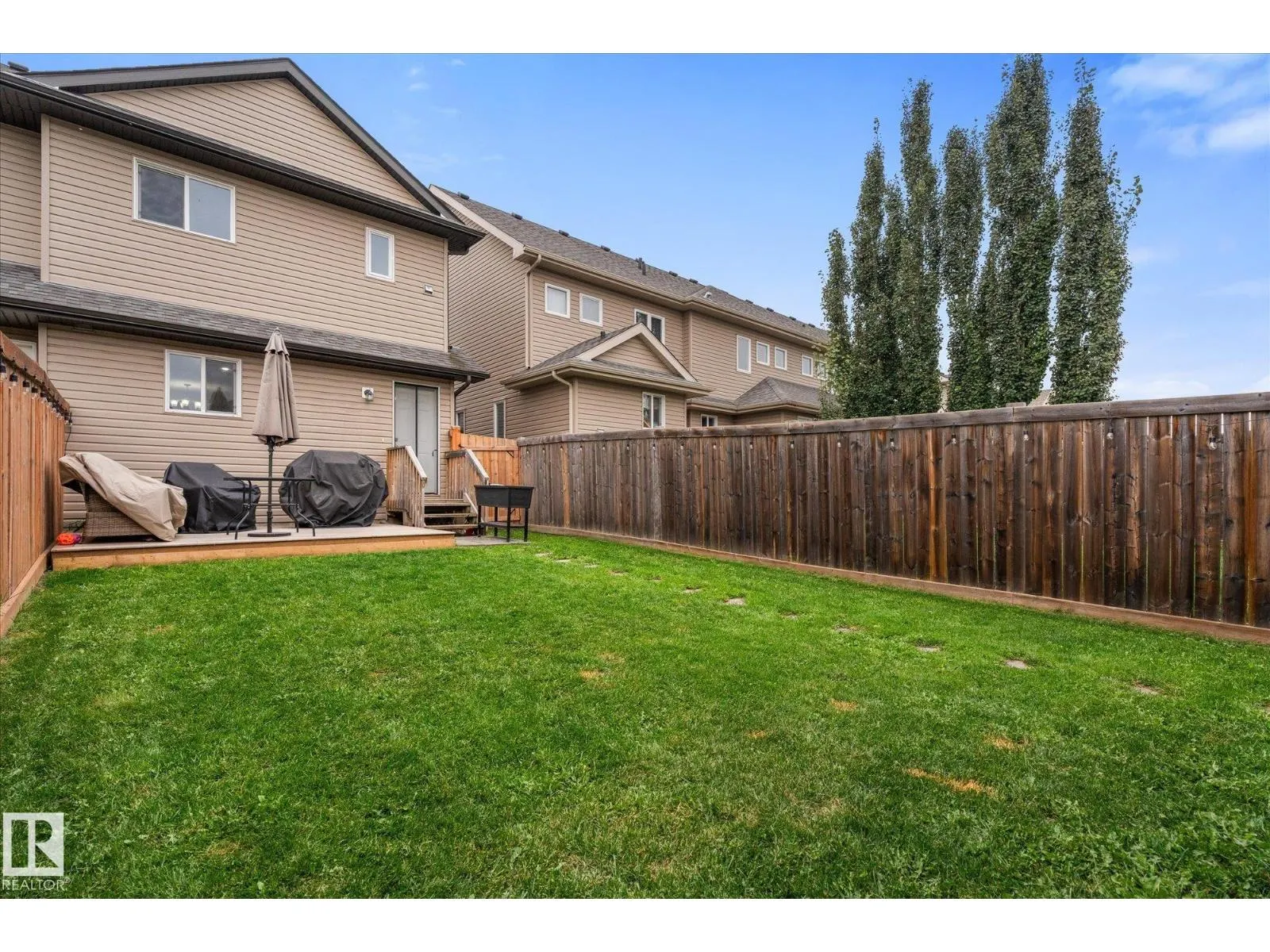 16 MEADOWLAND CR