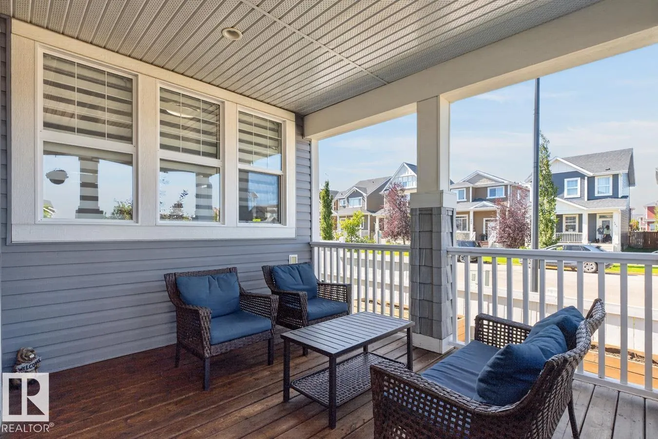424 SIMMONDS WY