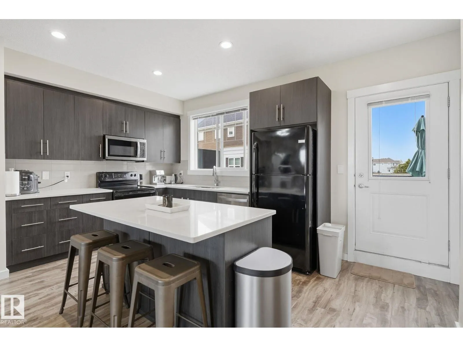 #106 8530 94 ST NE