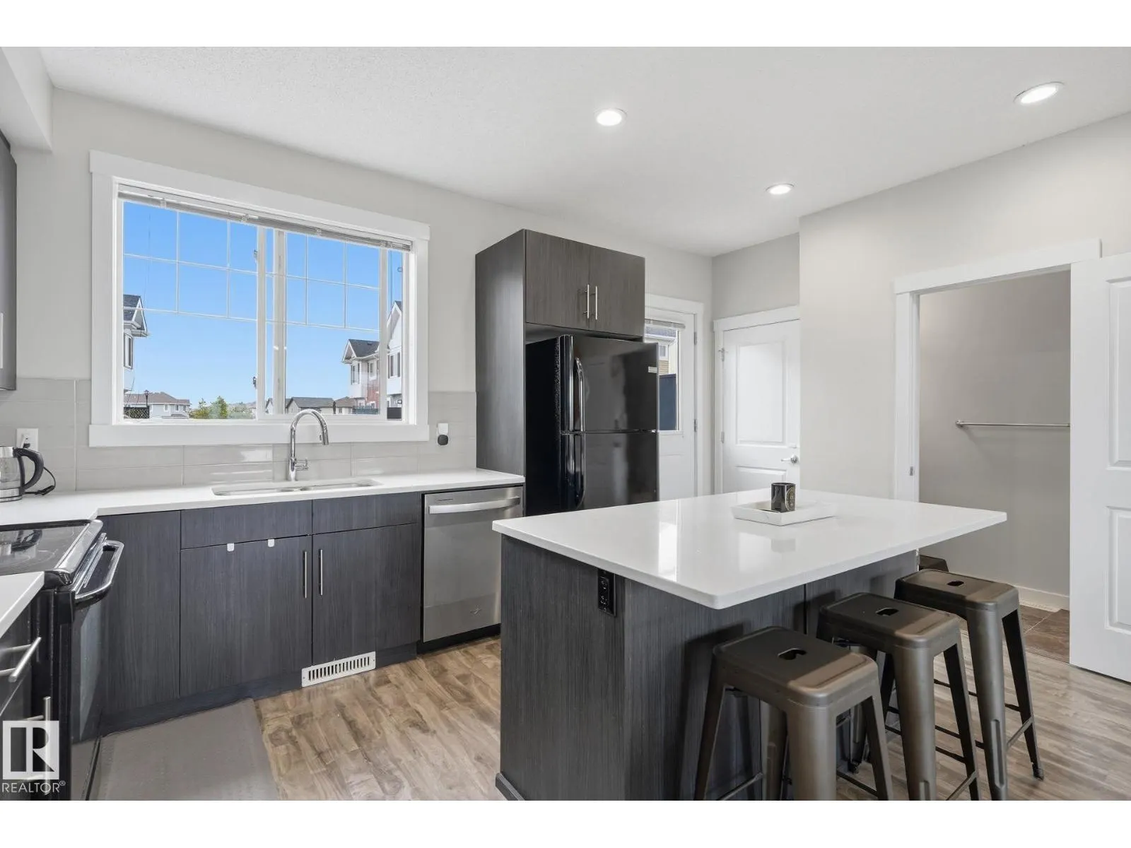 #106 8530 94 ST NE