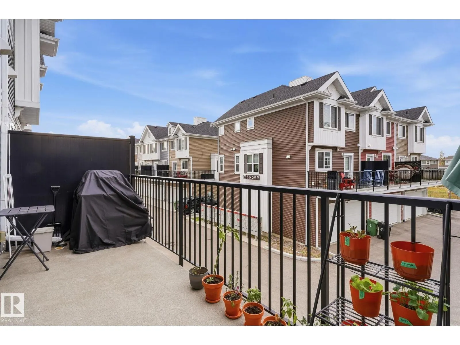 #106 8530 94 ST NE