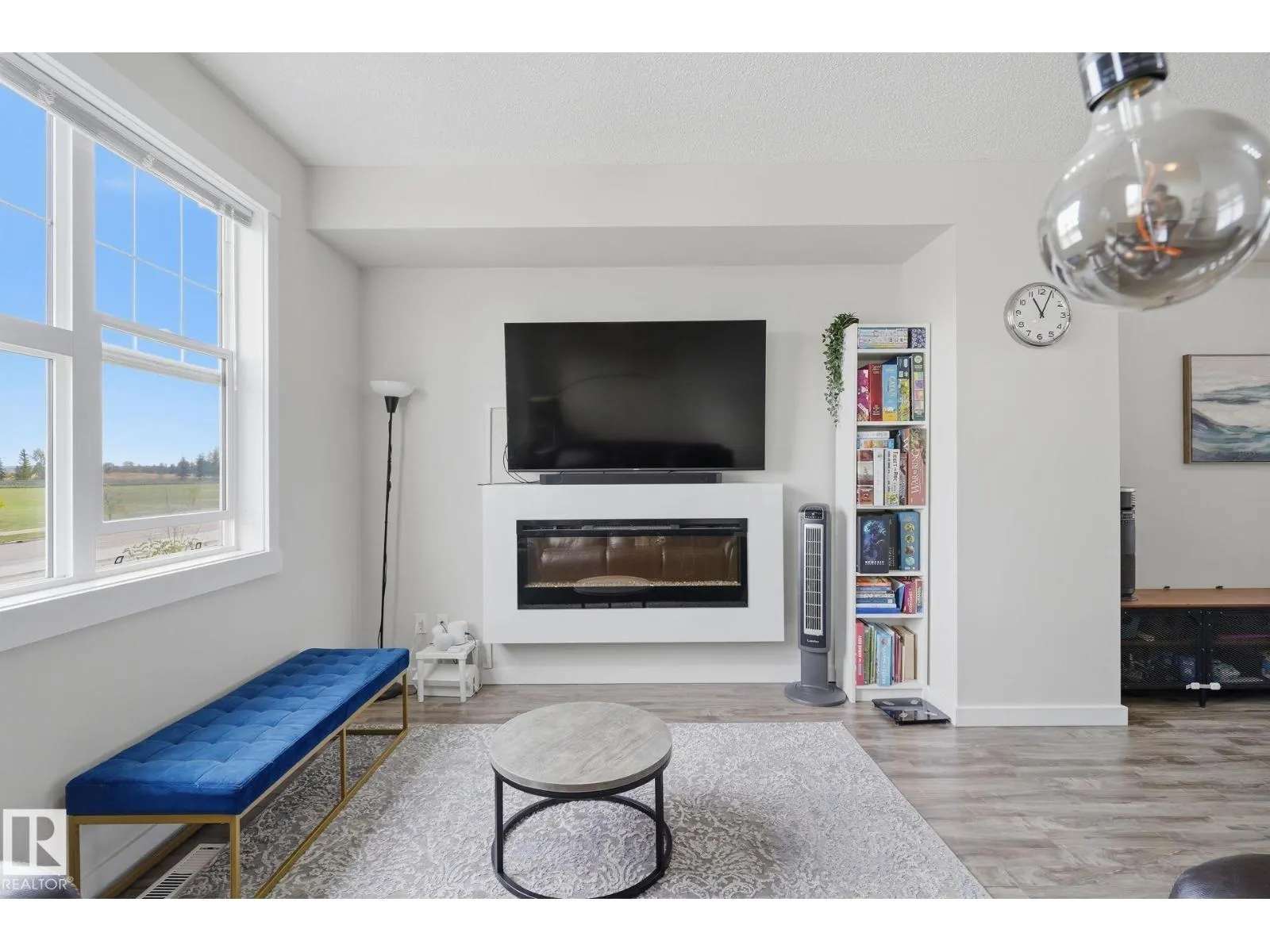 #106 8530 94 ST NE